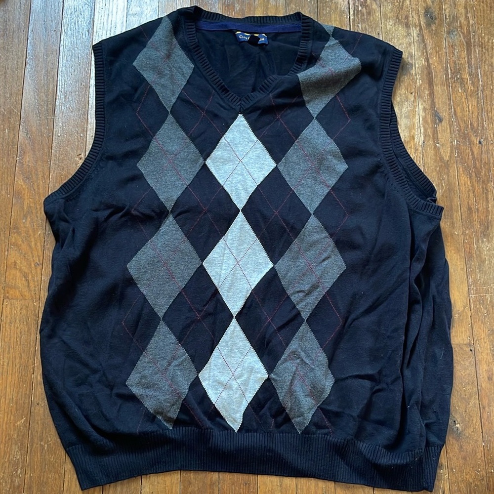 Men’s black Argyle Sweater Vest Preppy Club Room Macys